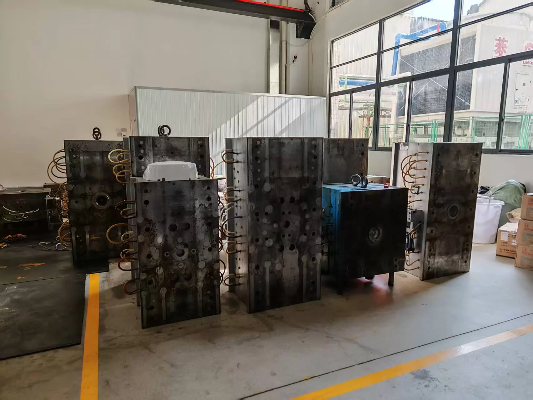 Large Precision Injection Molding